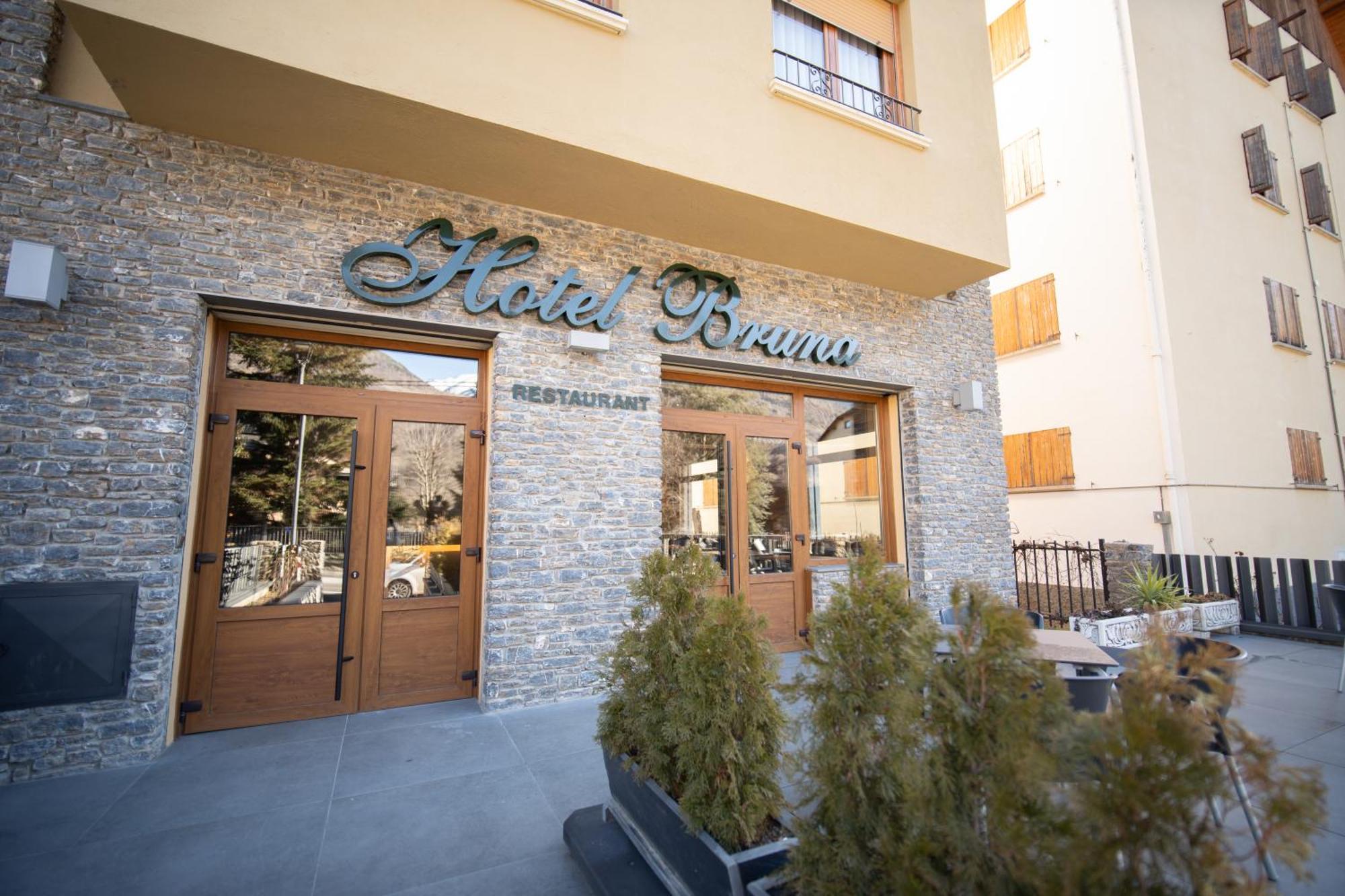 Hotel Bruna Esterri d'Àneu Kültér fotó